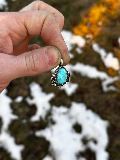 Sterling silver and Carrico Lake turquoise necklace