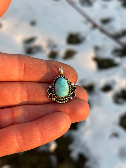 Sterling silver and Carrico Lake turquoise necklace