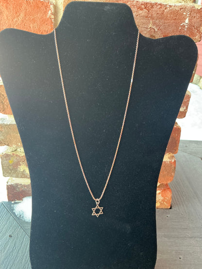 19 inch Sterling Silver Necklace with Star of David Pendant