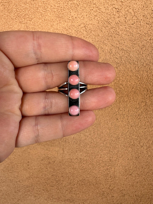 Beautiful Navajo Sterling Silver & Pink Conch 4 Stone Bar Ring